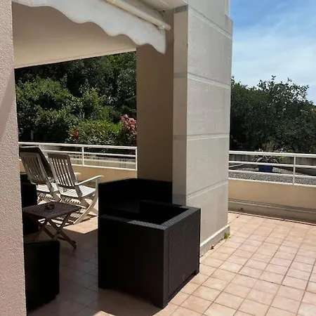 Le Cannetant Apartment *