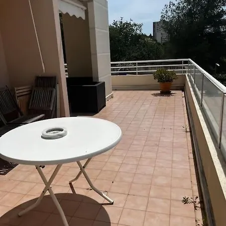 Le Cannetant Le Cannet